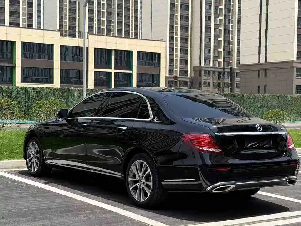 Mercedes-Benz E-Class 2020