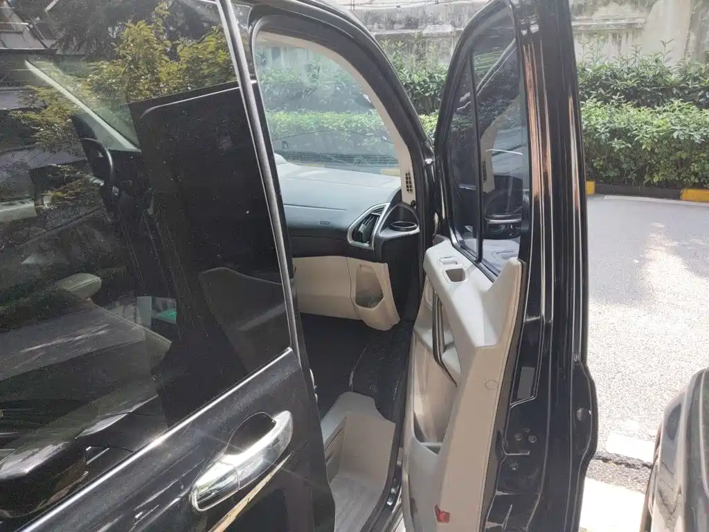 Ford Tourneo 2018 — фото 20