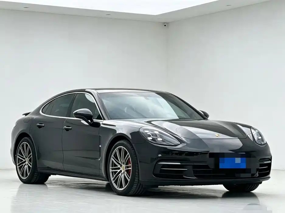 Porsche Panamera 2017 — фото 3