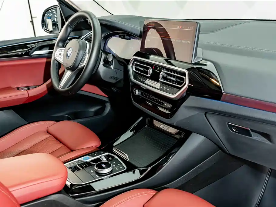 BMW iX3 2024 — фото 17
