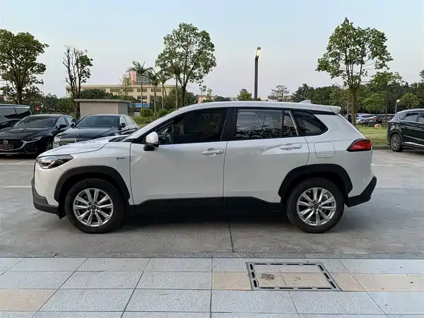 Toyota Corolla Cross 2025