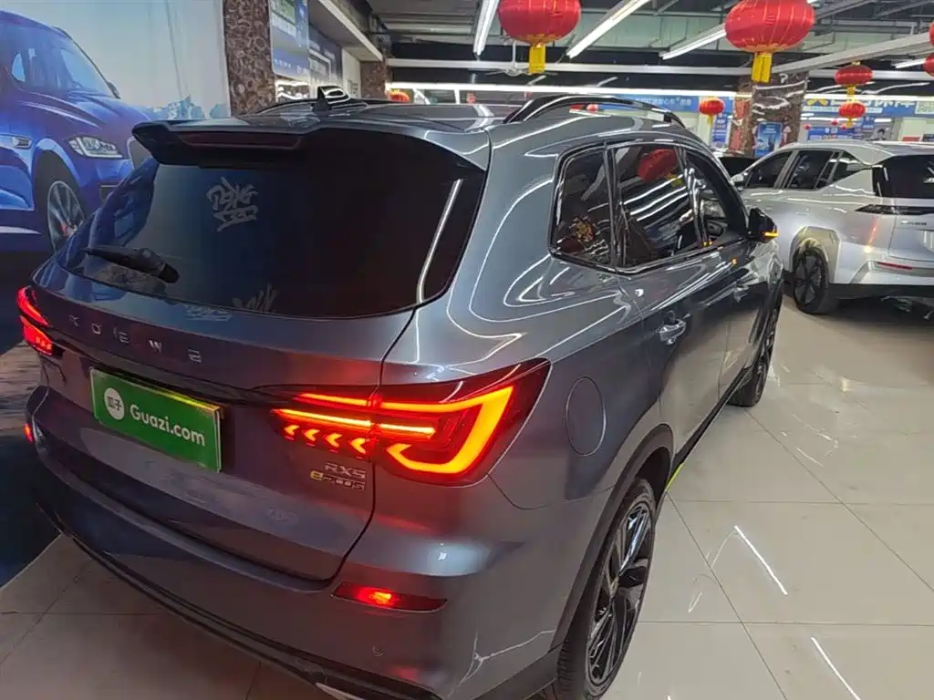 Roewe RX5 New Energy 2020 — фото 7