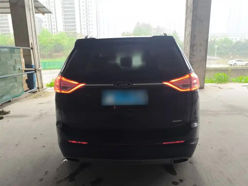 Ford Edge 2015 — фото 6