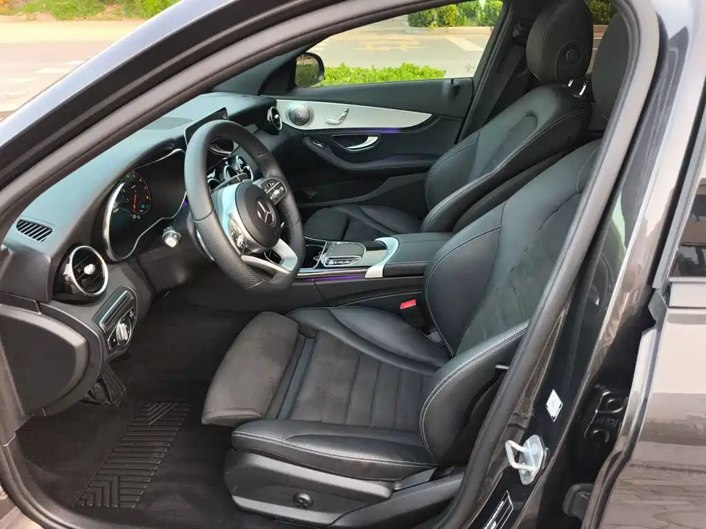 Mercedes-Benz C-Class 2020 — фото 18