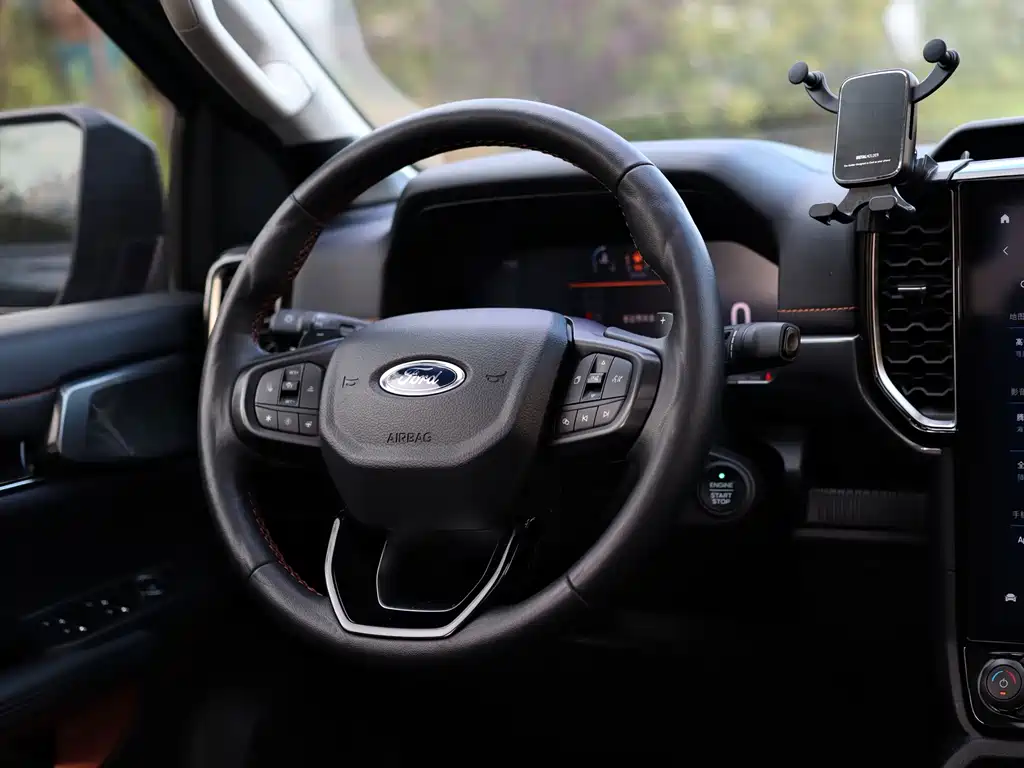 Ford Ranger 2024 — фото 15