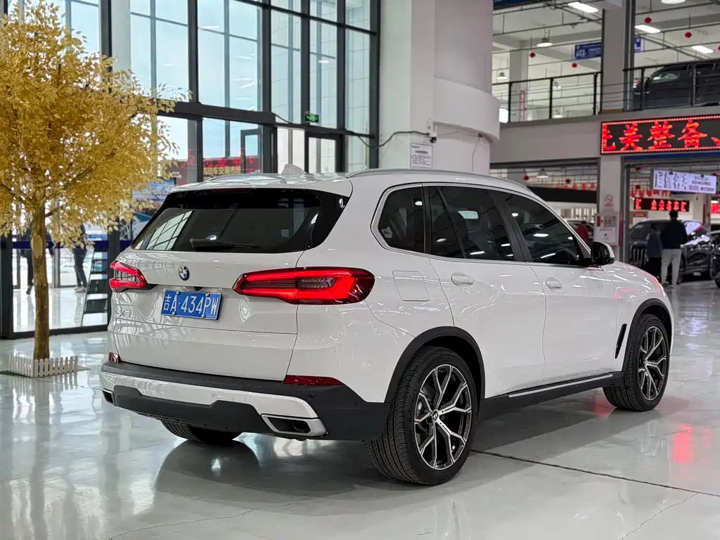BMW X5 2020 — фото 7