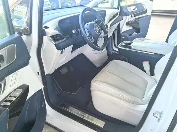 Buick Century 2023