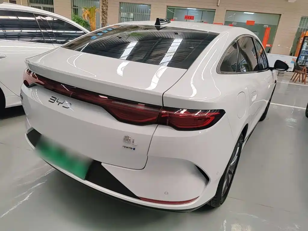 BYD Qin L 2025 — фото 7