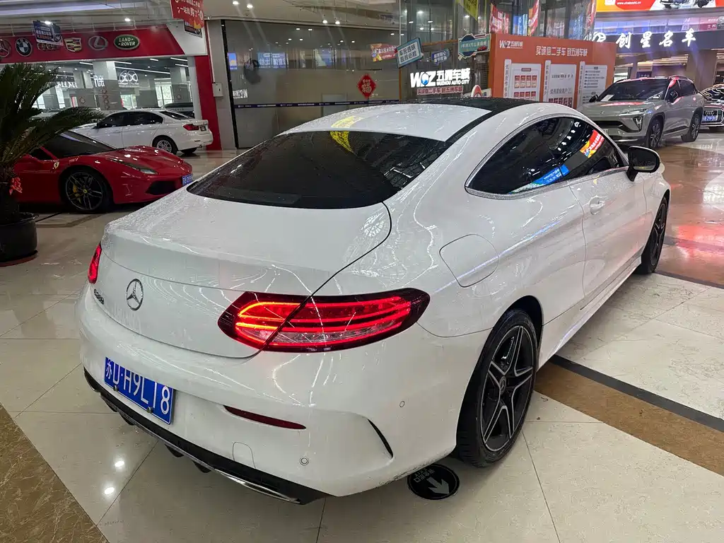 Mercedes-Benz C-Class 2021