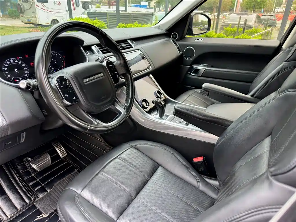 Land Rover Range Rover Sport 2018 — фото 10