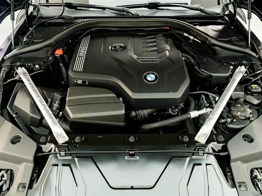 BMW Z4 2022 — фото 27