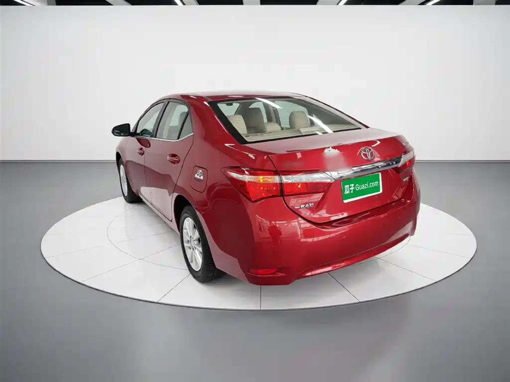 Toyota Corolla 2015 — фото 5