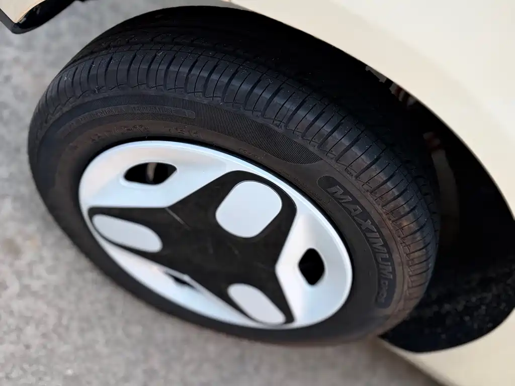 Geely Galaxy Panda 2025 — фото 14
