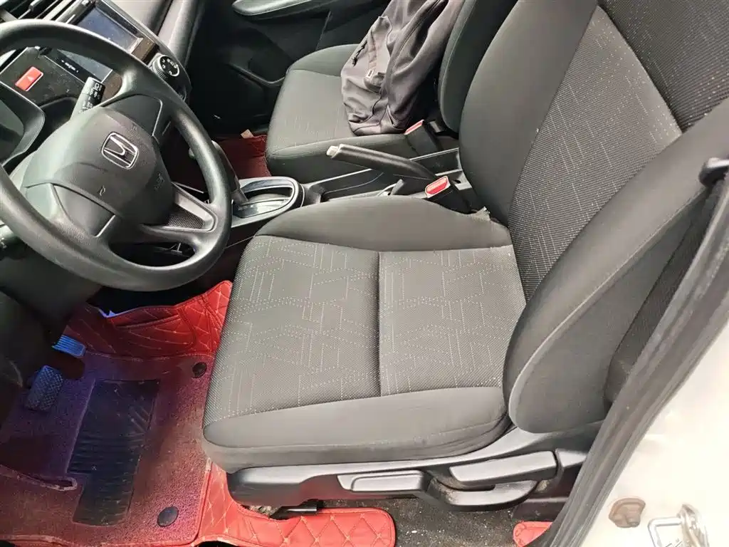 Honda Fit 2016 — фото 15