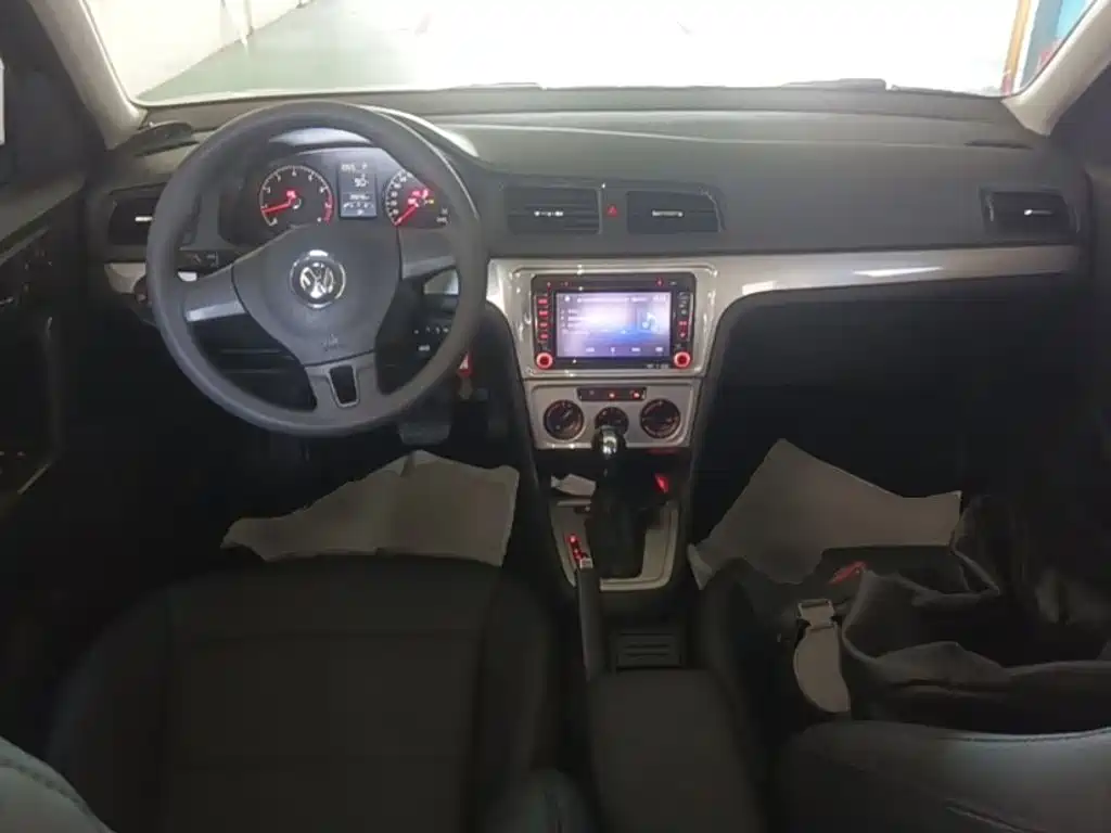 Volkswagen Gran Lavida 2015 — фото 10