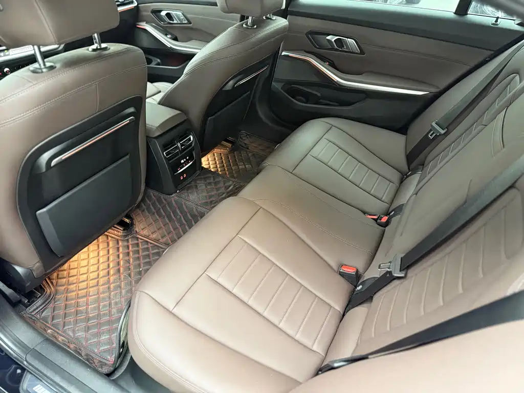 BMW 3 Series 2020 — фото 13
