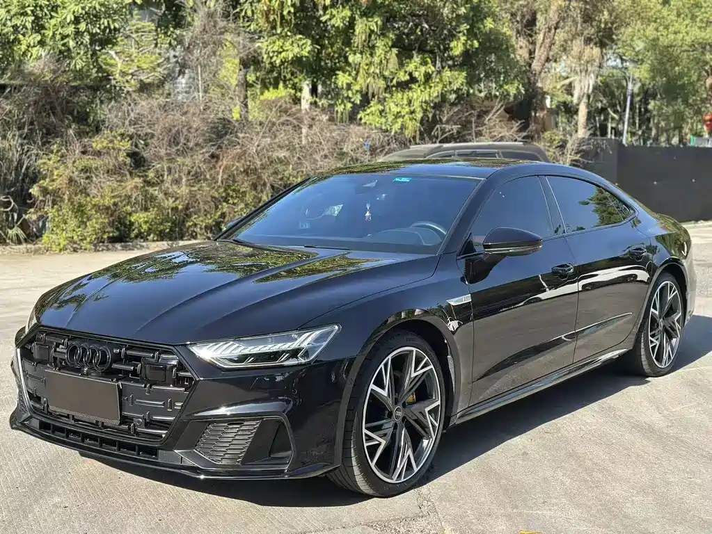 Audi A7L 2023 — фото 1