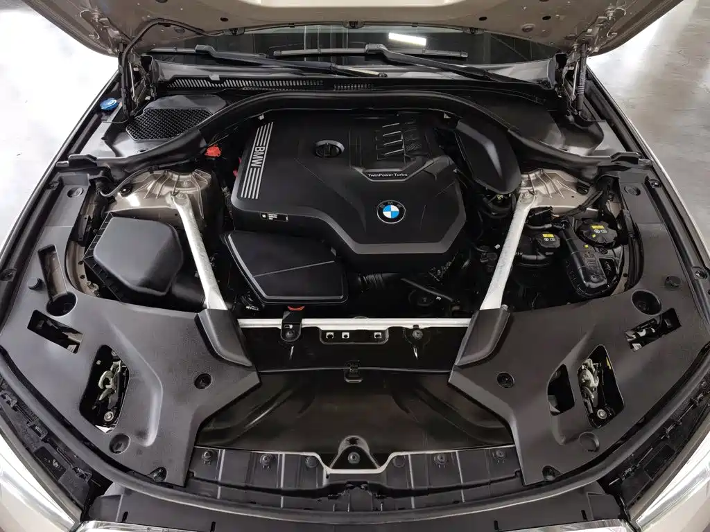 BMW 5 Series 2023