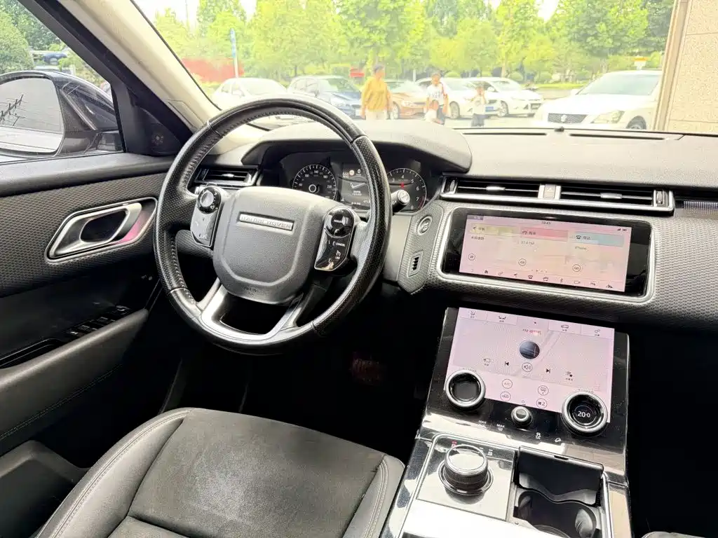 Land Rover Range Rover Velar 2018 — фото 10