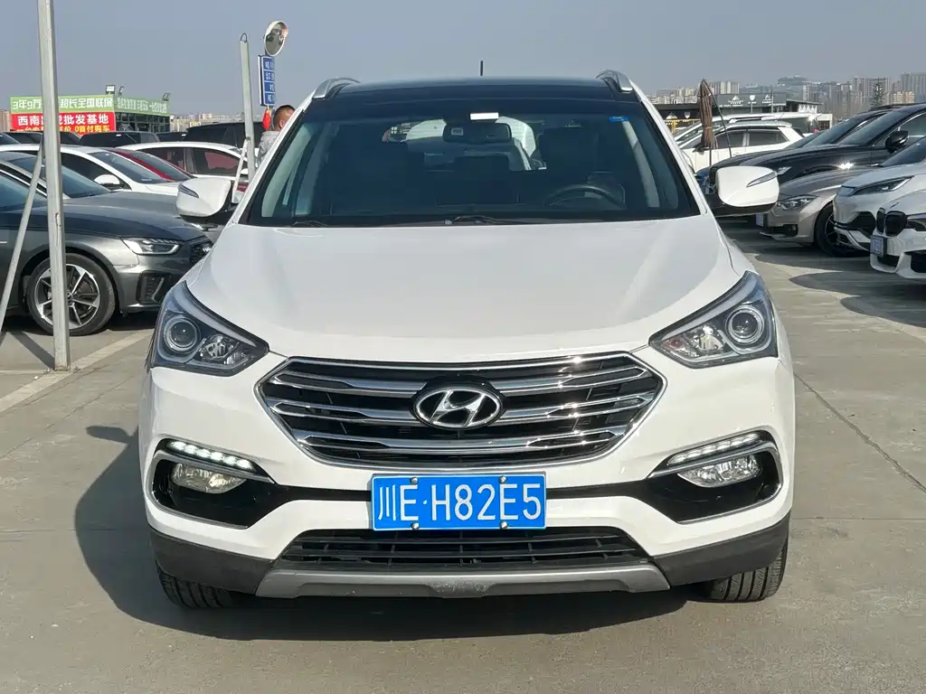 Hyundai Santa Fe 2018 — фото 2