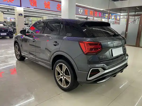Audi Q2L 2022