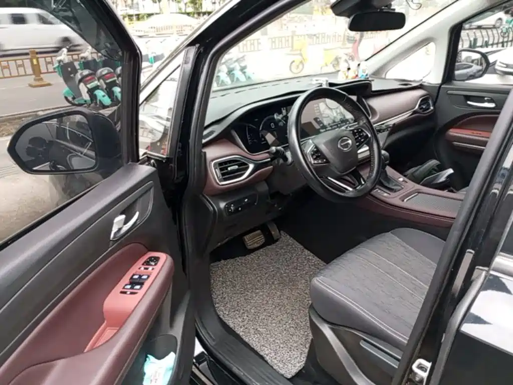 GAC Motor Trumpchi M6 2023 — фото 16