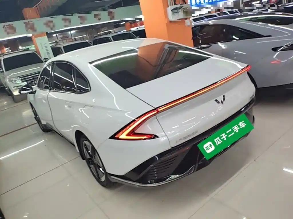 Wuling Starlight 2024