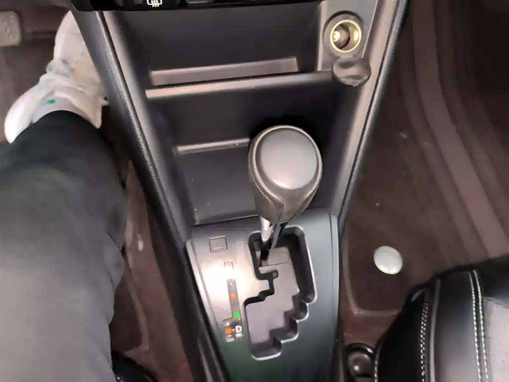 Toyota Yaris L 2021 — фото 14