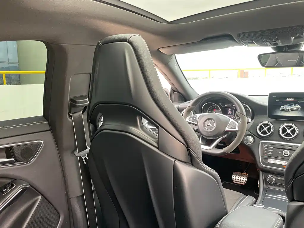 Mercedes-Benz CLA 2018 — фото 14
