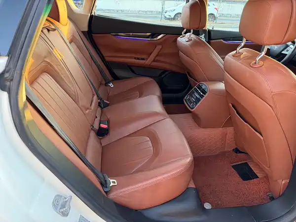 Maserati Quattroporte 2015
