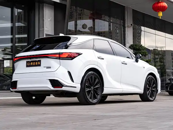 Lexus RX 2023