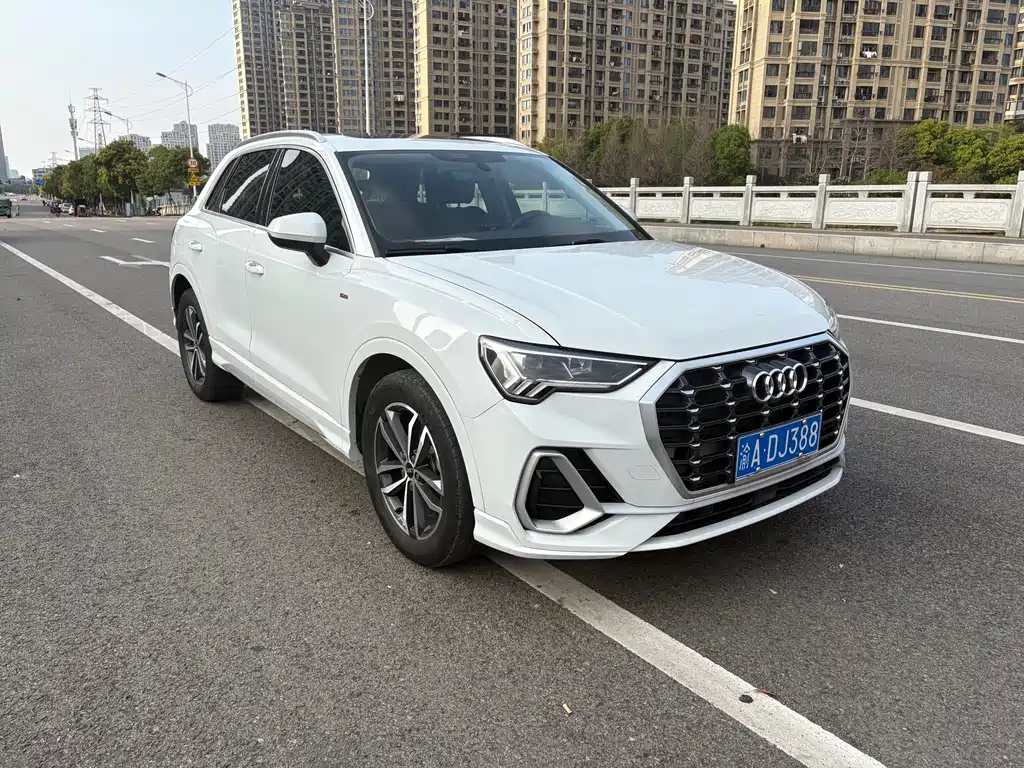 Audi Q3 2022