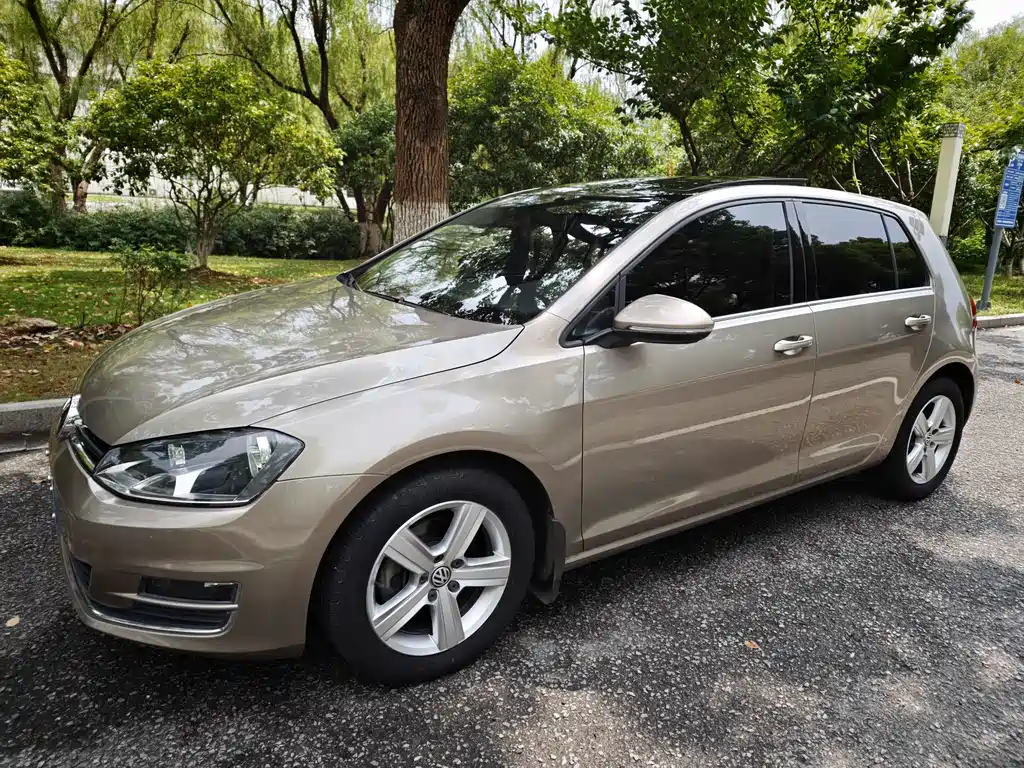 Volkswagen Golf 2016