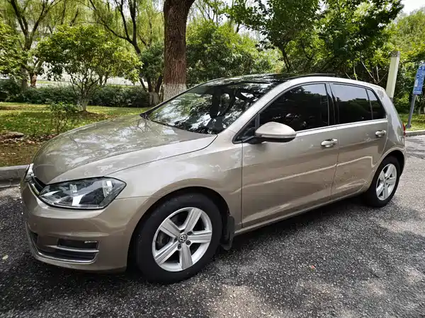 Volkswagen Golf 2016