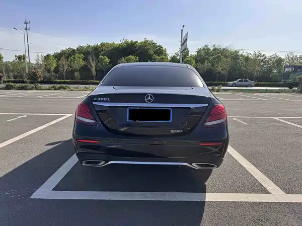 Mercedes-Benz E-Class 2019