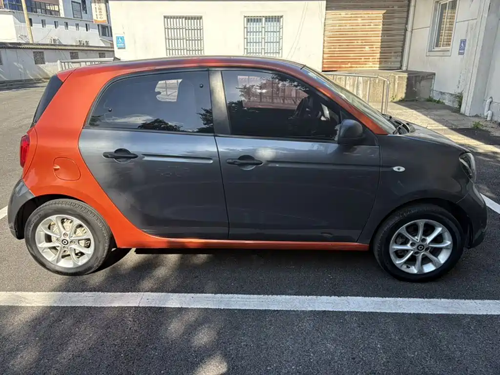 smart Forfour 2017 — фото 19
