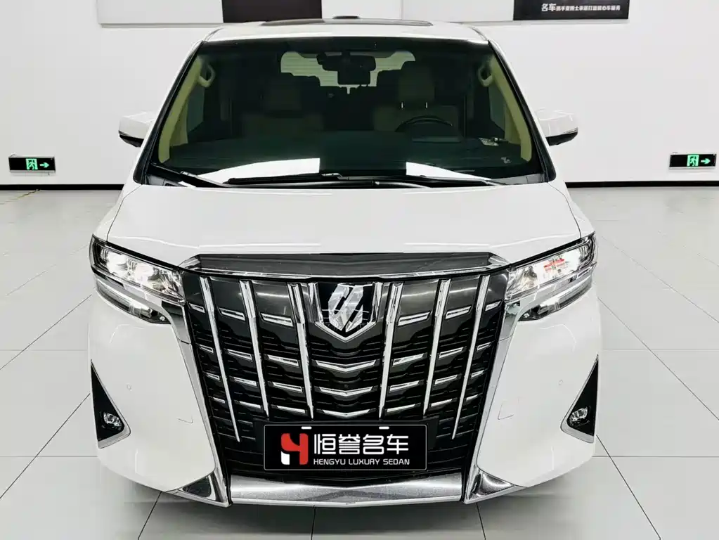 Toyota Alphard 2018 — фото 2
