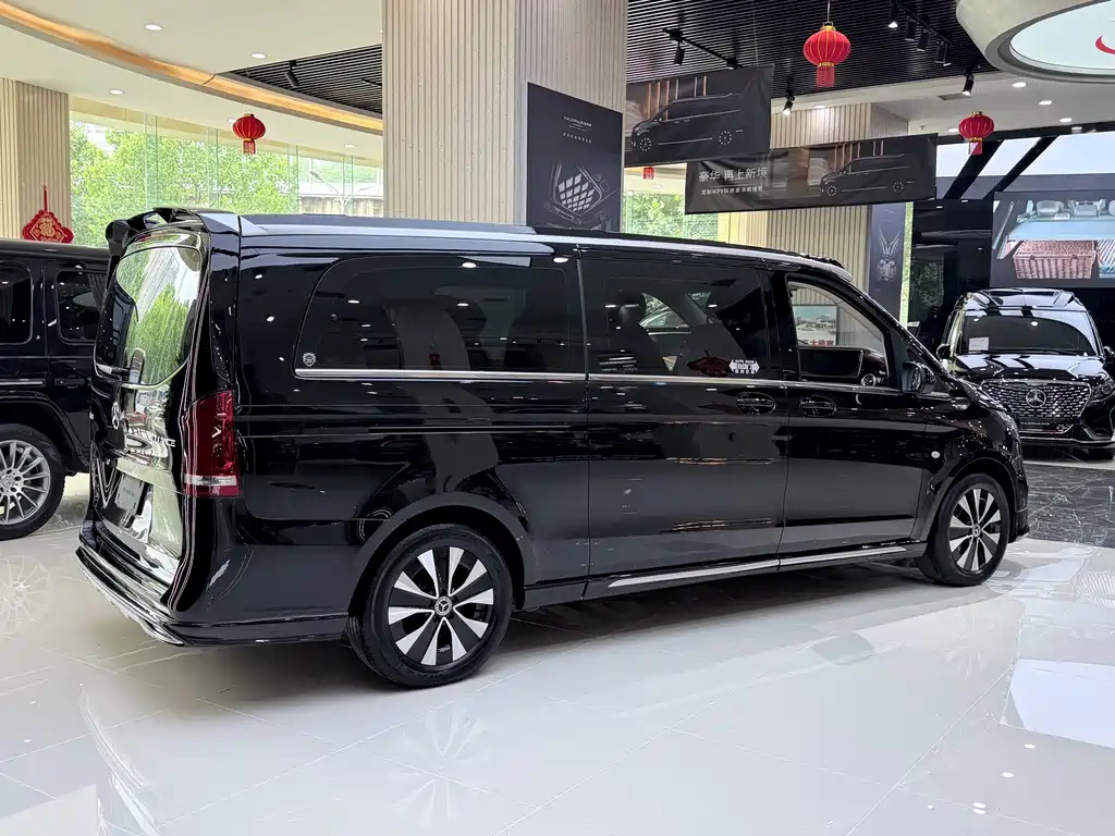 Mercedes-Benz Vito 2024 — фото 10