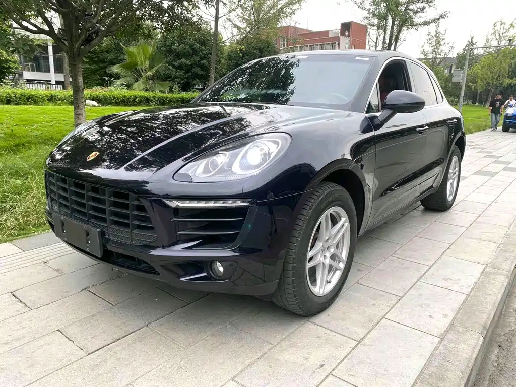Porsche Macan 2015 — фото 1