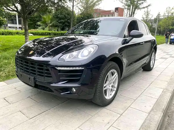 Porsche Macan 2015