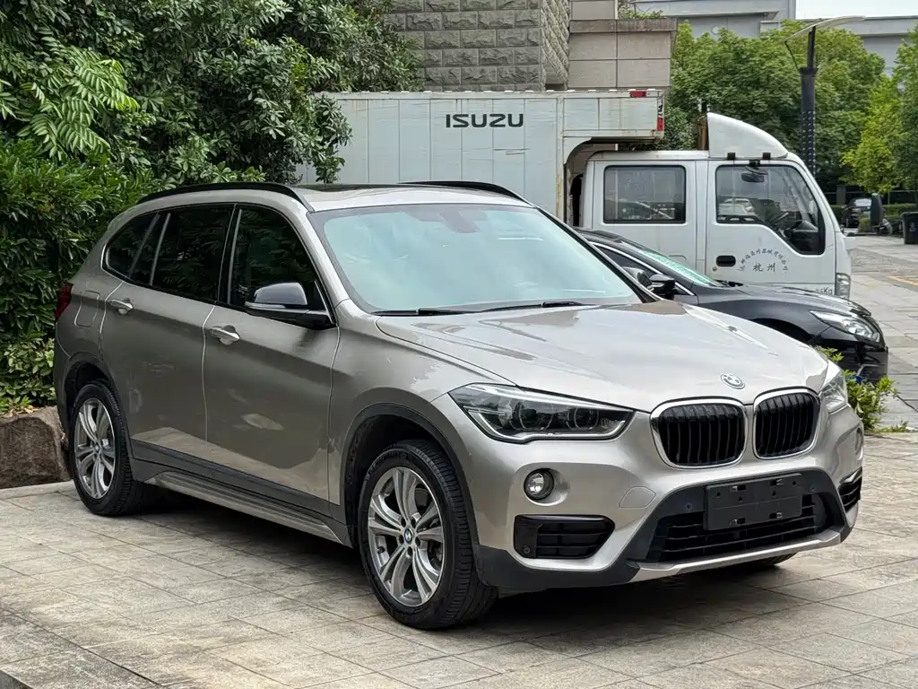 BMW X1 2018 — фото 3