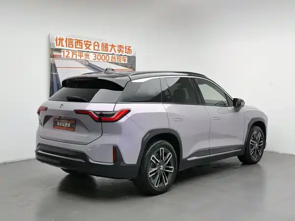 NIO ES6 2021