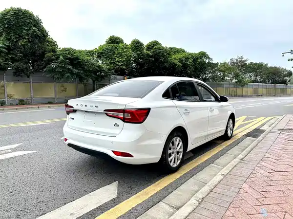 Roewe i5 2019