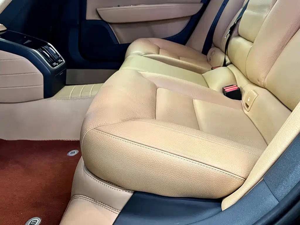 Volvo S90 2018 — фото 16