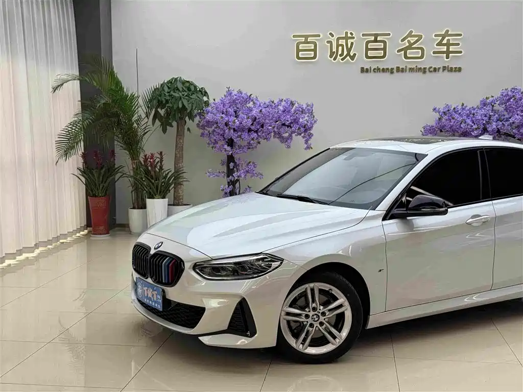 BMW 1 Series 2023
