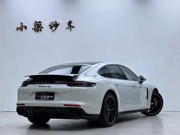 Porsche Panamera 2019