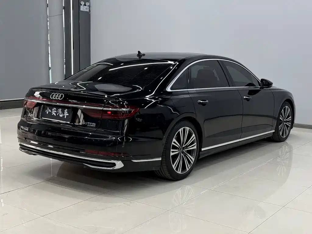 Audi A8 2024 — фото 2