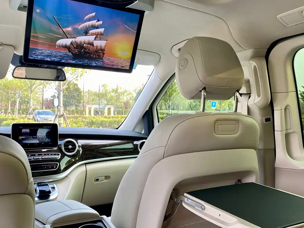 Mercedes-Benz V-Class 2017 — фото 5
