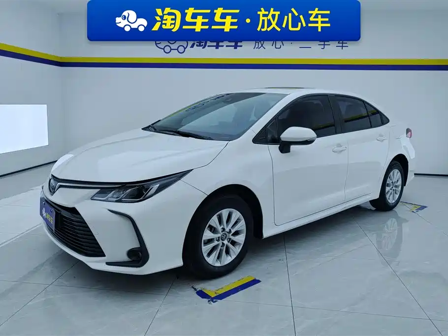 Toyota Corolla 2020 — фото 1