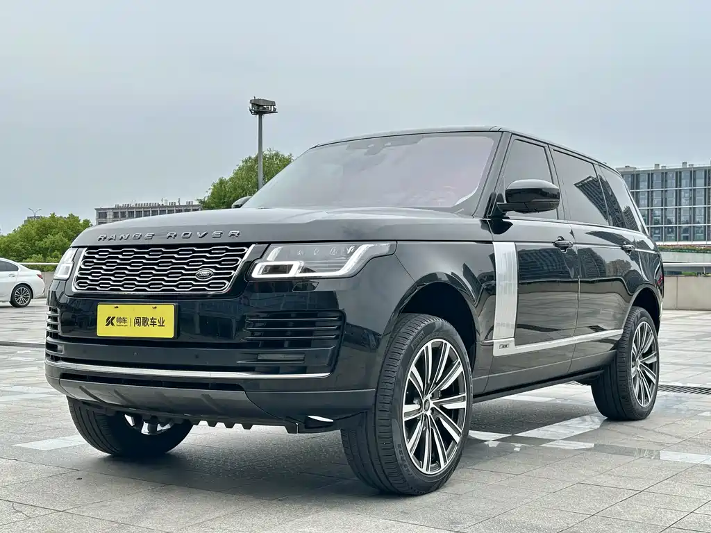Land Rover Range Rover 2020 — фото 1